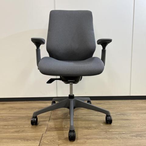 中古】シルフィーメッシュ オカムラ/okamura 肘付ハイバックチェア 499126 - 中古オフィス家具ならオフィスバスターズ