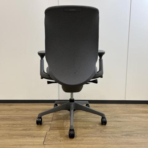 オカムラ スラート 事務椅子 黒『美品』複数入荷！ 【リサイクルショップサルフ】 - オフィス用家具