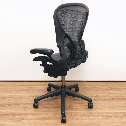 中古】アーロンチェア（ポスチャー フル装備） AE113AWB Herman Miller/ハーマンミラー 肘付ハイバックチェア 414602 -  中古オフィス家具ならオフィスバスターズ