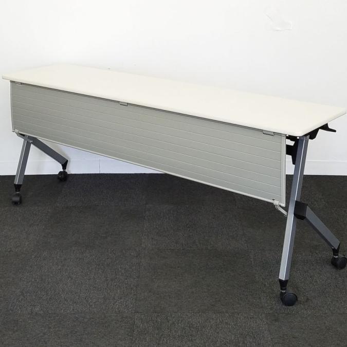 【17台入荷】ミーティングのセミナーに大活躍の平行スタックテーブル入荷！！中古　テーブル　KOKUYO　フラップ　イトーキ　HX　ホワイト　1845　幕板付き　会議
                        HXシリーズ
                                    中古
            