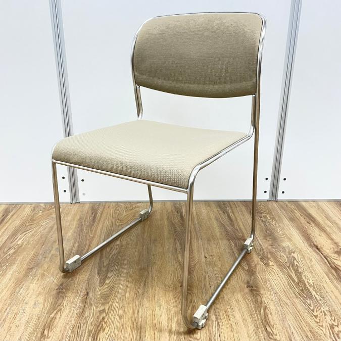 会議やセミナーにおすすめ　スタッキングチェア！！
                        その他シリーズ
                                    中古
            