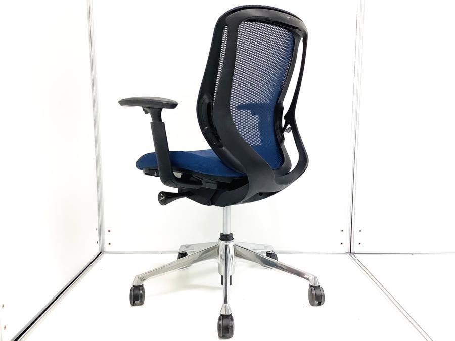 at　オカムラ　シルフィーチェア　ローバック　固定肘　前傾機能　メッシュ　中古品 中古】シルフィーメッシュ オカムラ/okamura 肘付ローバック