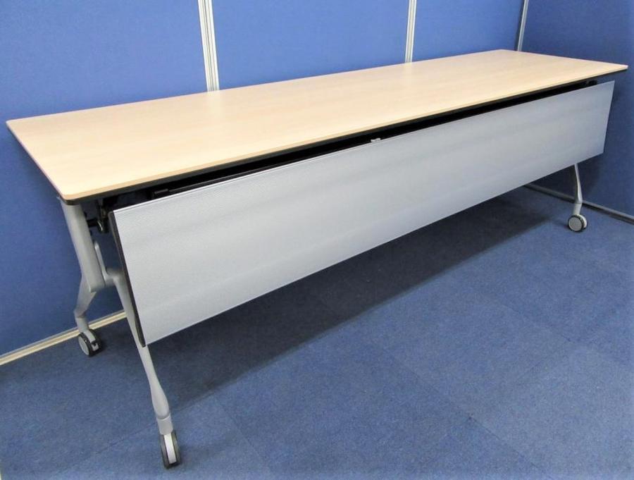 シャープなフォルムがスタイリッシュ！並行スタッキングテーブルが入荷！人気の木目調天板　【遠方倉庫在庫品】【AO】
■オカムラ/インターアクト/ナチュラル　W2100
                        インターアクトNT
                                    中古
            