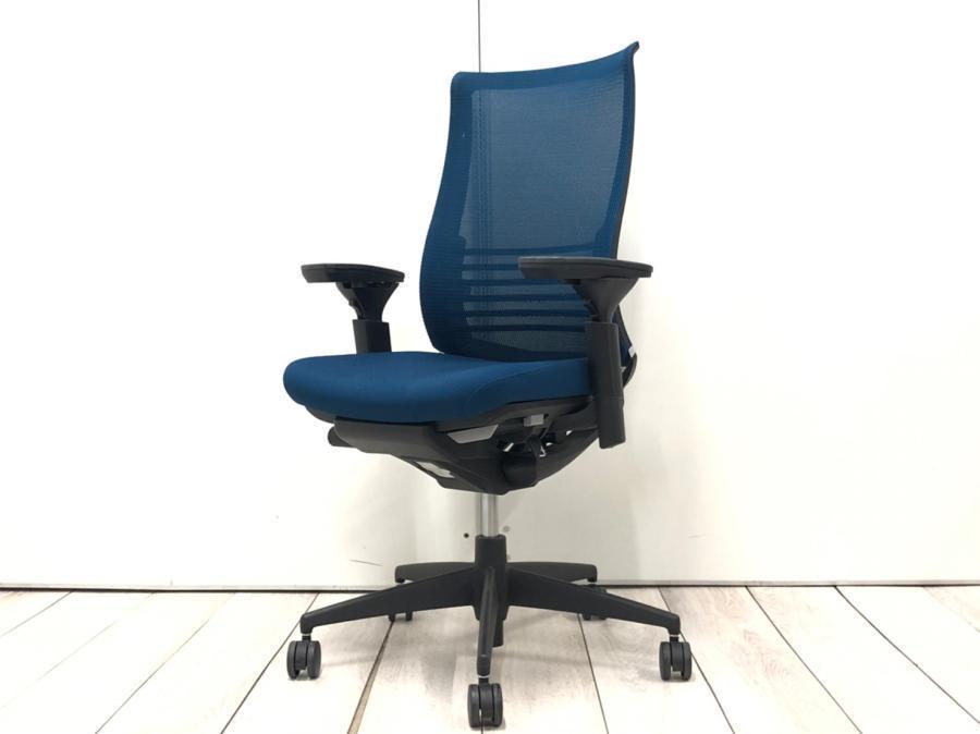 美品　コクヨ 　KOKUYO　ベゼル　希少　BEZEL 高級　チェアハンガー付 中古】ベゼル 樹脂脚 コクヨ/KOKUYO 肘付ハイバックチェア