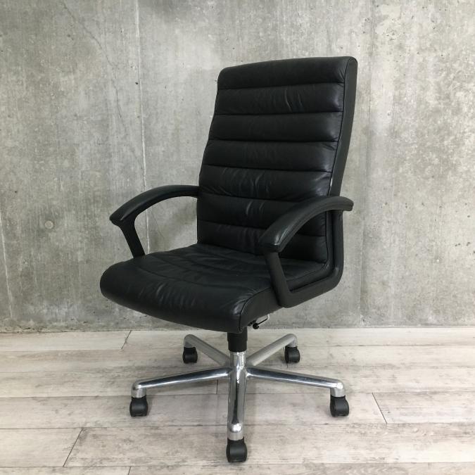 【新品定価約20万円】希少な革張りエグゼクティブチェア！■イトーキ/F-2タイプ/ブラック　
                        その他シリーズ
                                    中古
            