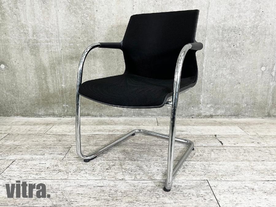 D*I様 vitra ヴィトラ スタッキングチェア 椅子 ポストモダン スペース 中古】 vitra/ヴィトラ スタッキングチェア 434684 - 中古