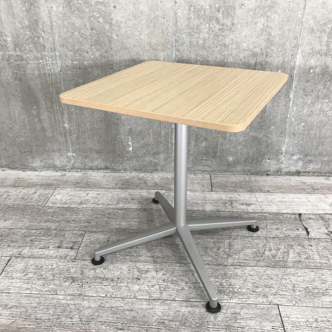 【在庫入替セール品】ちょっとしたスペースに会議用テーブルを！有名国産製で品質◎！作業台としても！【ABW】【J3】
■イトーキ/DE/ナチュラル　角テーブルW600㎜　リフレッシュテーブル
                        DEシリーズ
                                    中古
            