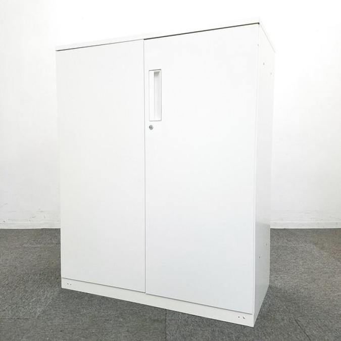 【1台のみ入荷】人気のエディアシリーズ入荷！中古　キャビネット　書庫　ロッカー　棚　ホワイト　オフィス　コクヨ　天板
                        エディア
                                    中古
            