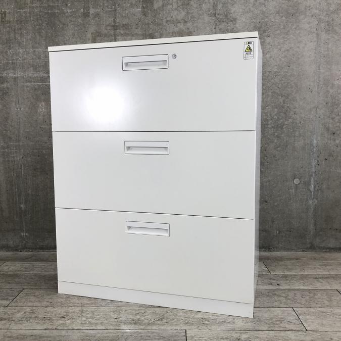 【ファイルキャビネット】コクヨ/エディア/ホワイト
                        エディア
                                    中古
            