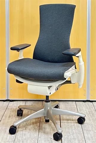 中古】エンボディチェア Herman Miller/ハーマンミラー 肘付ハイバック