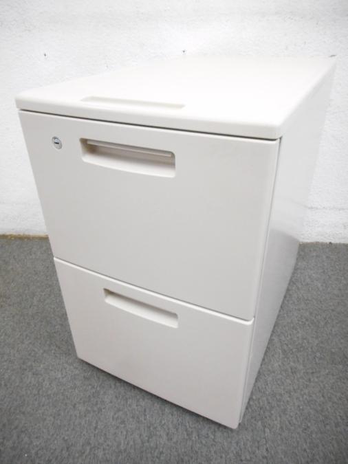 【ファイルや書類が多いなら2段ワゴン！】■コクヨ製　BSシリーズ　2段ワゴン　■ファイル収納に便利！ 【在庫入替セール（本在庫限定価格）】   A00898750
                        新BS
                                    中古
            