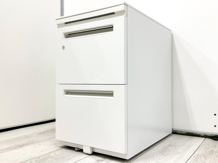 【定番商品3段ワゴン入荷！】デスク下収納の定番商品3段ワゴンです！ホワイトで清潔感があるおすすめの商品です！
                        STワゴンシリーズ
                                    中古
            