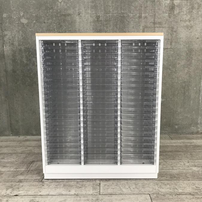 【浅型21段３列】■大人気！クリスタルトレー書庫！即完売するレア品です！■イトーキ（ITOKI）製　クリスタルトレー　シンライン　　■色：本体ホワイト＋ナチュラル天板付き【弊社使用欄：A00912661】
                        シンライン
                                    中古
            