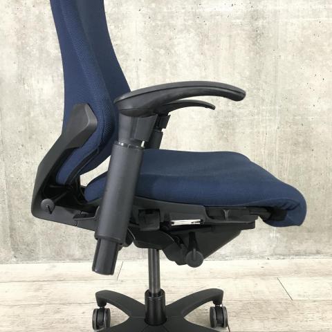 【中古】エフクロス KF-330GS-T1B2 イトーキ/ITOKI 肘付ハイバックチェア 420468