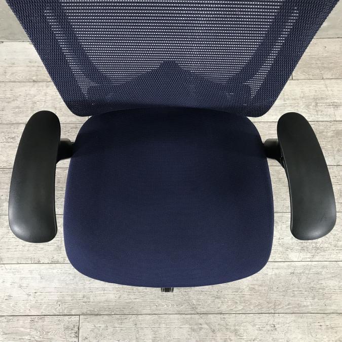 中古】コンテッサチェア CM32AB FBF4 オカムラ/okamura 肘付