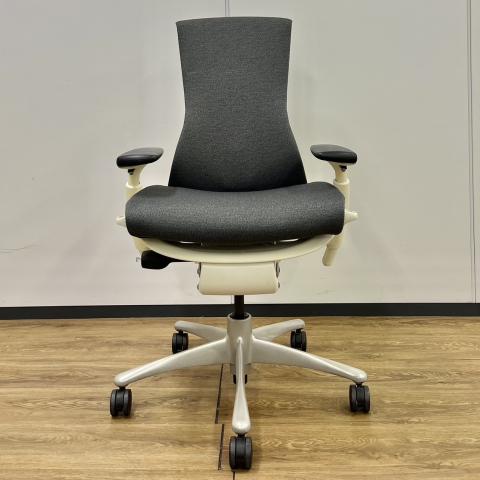 中古】エンボディチェア Herman Miller/ハーマンミラー 肘付ハイバック