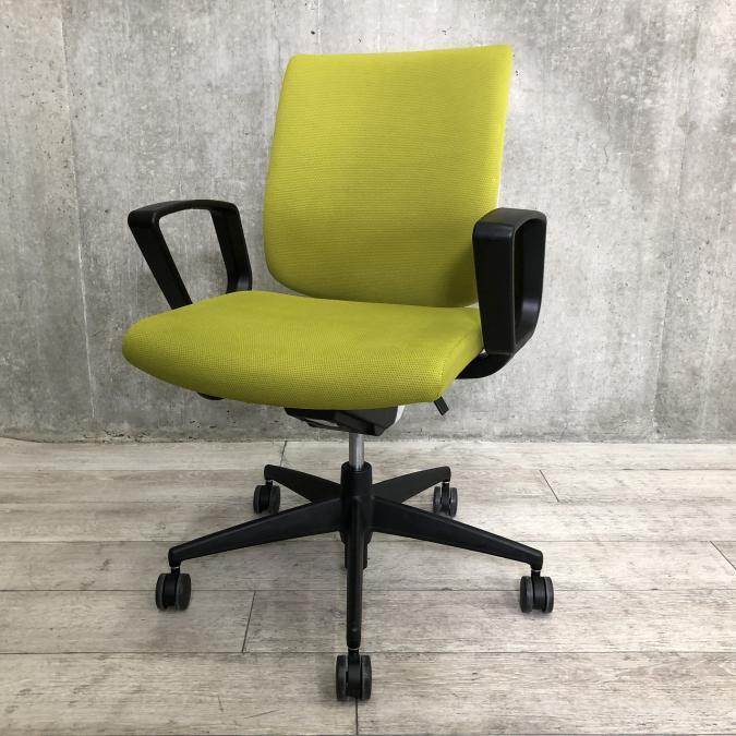 【商品入れ替えセール！腰をサポート⇒ランバーサポート付仕様◆コクヨ（KOKUYO）ウィザード2チェア　色：グリーン×ホワイト【T8】
                        ウィザード2
                                    中古
            