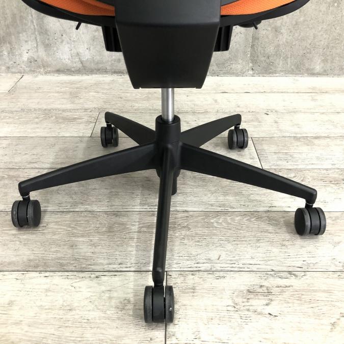 中古】ウィザードチェア CRS-G1800F6 コクヨ/KOKUYO 肘付ロー