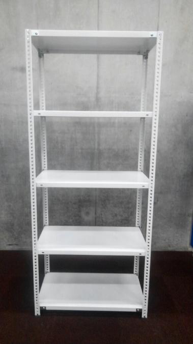 A4用紙のようなホワイトの中古ラック(W890)が3台入荷しました！　注)呼称W900/D450　実寸W890/D465　天地5段　耐荷重：段/100kg　上下六角ボルト式 
※マテハン本舗の中古商品は、千葉県柏市に在庫がございます。
                        その他シリーズ
                                    中古
            