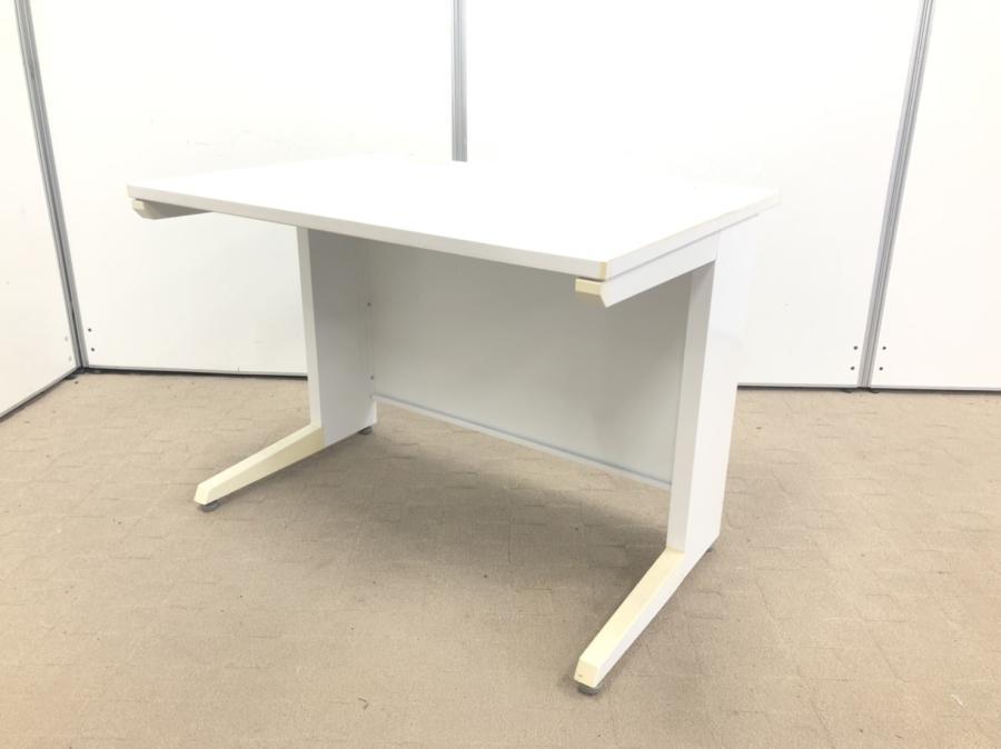 【特価品！】オカムラ製の平デスクが入荷！コンパクトなW1000タイプ！日焼強めのためお安く！
■オカムラ/ホワイト 横幅1000㎜
                        その他シリーズ
                                    中古
            