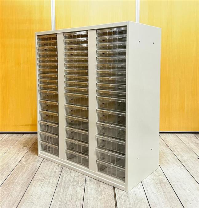 【2台入荷！！】中古　オフィス　クリスタルトレイ　キャビネット　棚　書庫　ニューグレー　浅型11段＋深型6段　天板無　W900　D450　H1100
                        その他シリーズ
                                    中古
            