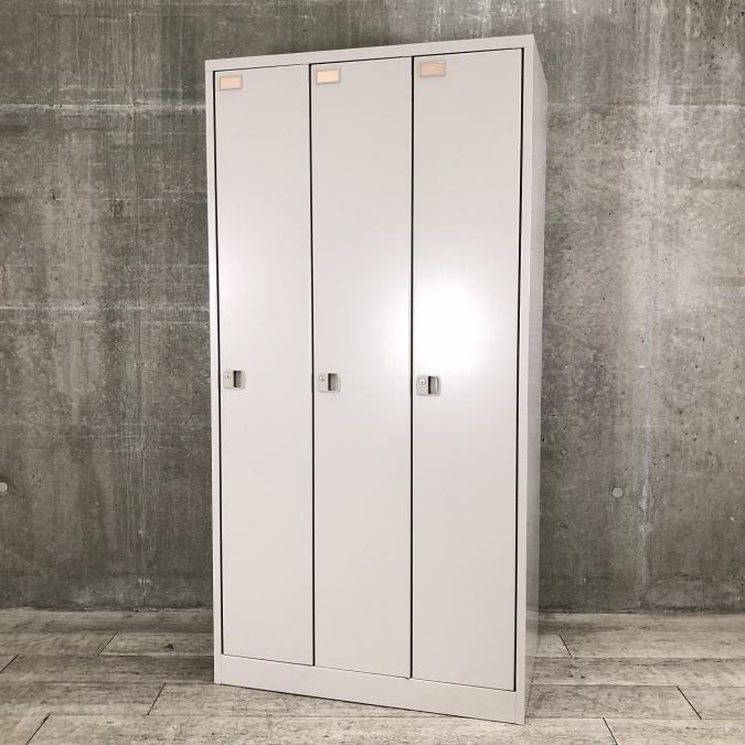 【個人の荷物・衣類の管理に！】■イトーキ製　3人用ロッカー　【安心の国内メーカー！】
                        L型
                                    中古
            