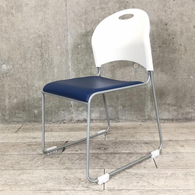 キャスター無で安定感抜群！ビニールレザー座面＋樹脂背面のため清掃しやすい！クリニックや介護施設におすすめ！
■藤沢工業(TOKIO)/NSC-20/ブルー
                        その他シリーズ
                                    中古
            