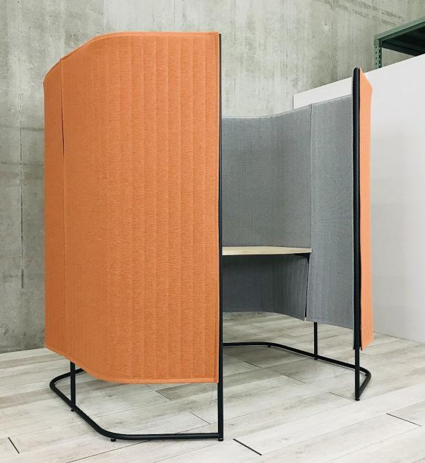 【倉庫在庫品】
21年製！【ABW商品】【話題の集中ブースです！】コクヨ製・インフレームシリーズが入荷しました！壁やパーテーションで完全に仕切らずにゆったりと囲ったセミクローズド空間で集中して業務が行えます！
                        その他シリーズ
                                    中古
            