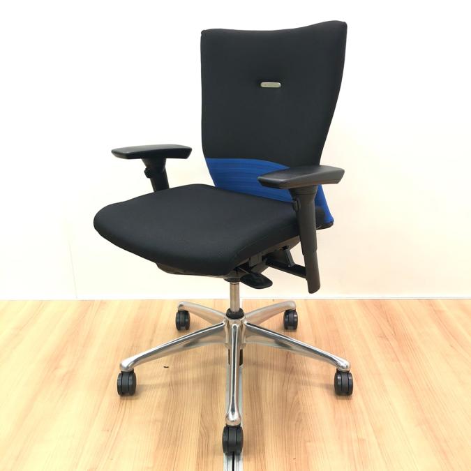 【快適な座り心地で作業効率アップ！】■オカムラ　フィーゴチェア　可動肘付　シームレス/ブルー【在庫入替セール（本在庫限定価格）】A00878475
                        フィーゴチェア
                                    中古
            