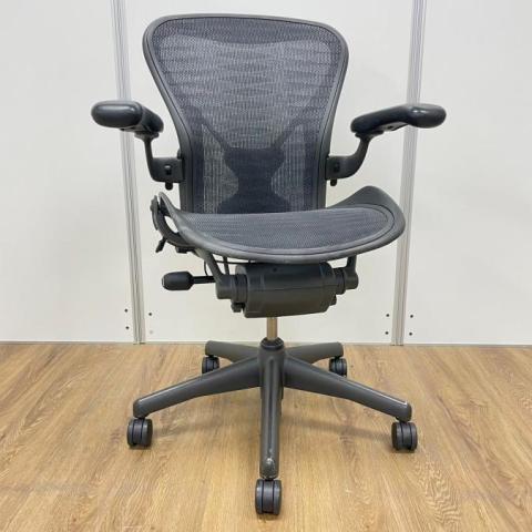 中古】アーロンチェア（ポスチャー フル装備） Herman Miller/ハーマンミラー 肘付ハイバックチェア 426027 -  中古オフィス家具ならオフィスバスターズ