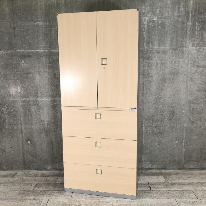 おしゃれな木目調！売れ筋シリーズが入荷！A4ファイルが上下6段収納可能な優れものです！
■オカムラ/レクトライン/ナチュラル
                        レクトライン
                                    中古
            