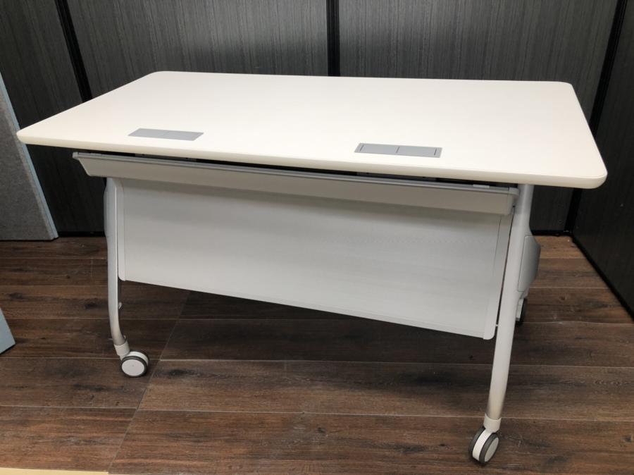 【大量入荷！】事務所でも会議室でも！　■コクヨ　リーフライン　ホワイト　横幅1200㎜　幕板つき　配線カバーつき
                        リーフライン
                                    中古
            