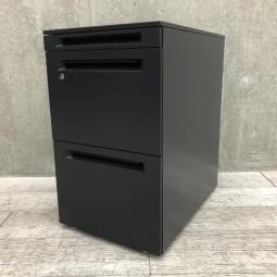 【西】【５台入荷！スタイリッシュなブラックがかっこいい！！】オカムラ　アドバンス　ブラック　H650　フリアド用　収納　袖机　ワゴン　【★TSMC★】半導体バブル　半導体特需　エンジニア　CAD