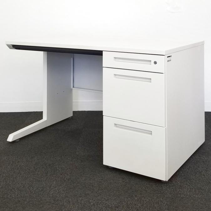 【7台入荷！！】収納力の高い設計で人気のCZRデスク入荷！中古　デスク　片袖机　オフィス　テレワーク　在宅ワーク　W1200　ホワイト
                        CZRデスク
                                    中古
            