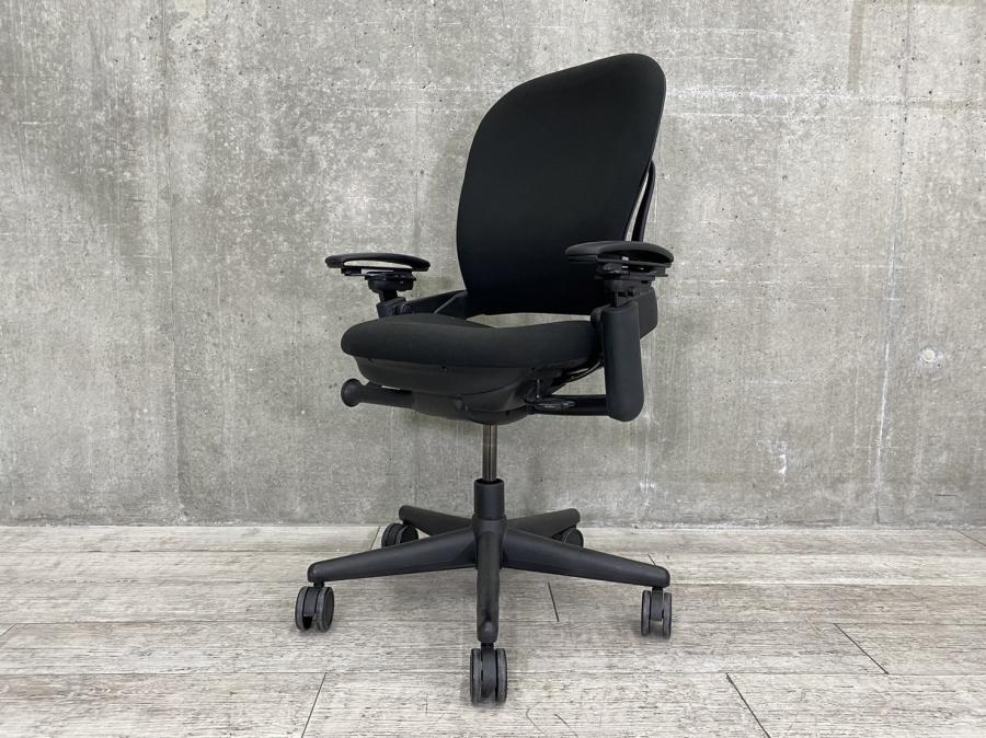 【人気シリーズがこの価格！】■リープHD/オールブラック/可動肘/ハイバック
                        リープHD
                                    中古
            