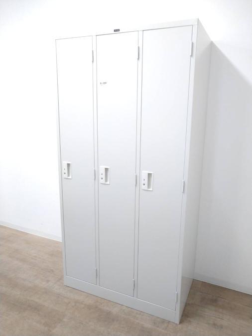 【定価約7万円】【シンプル設計でコストパフォーマンスを追求した3人用ロッカー！】■井上金庫　BFI　3人用更衣ロッカー
                        BFI ロッカー
                                    新品
            