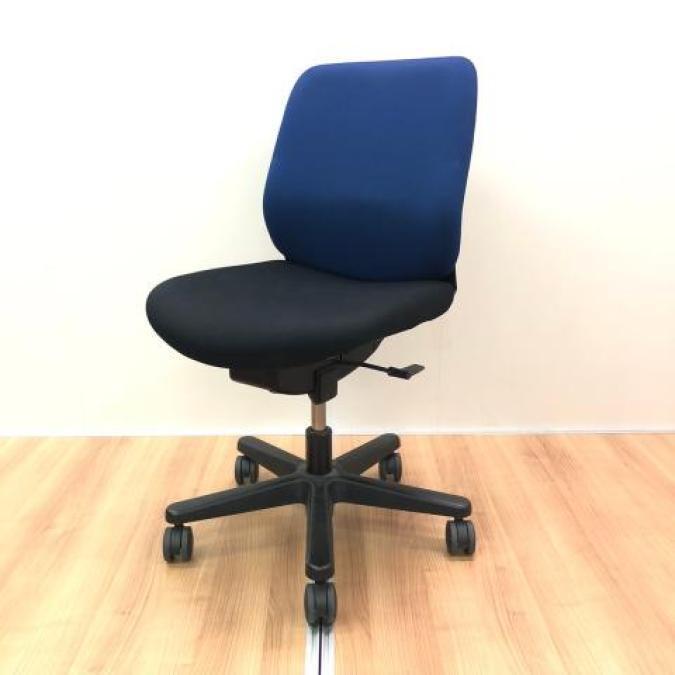 中古】トルテチェア イトーキ/ITOKI 肘無ローバックチェア