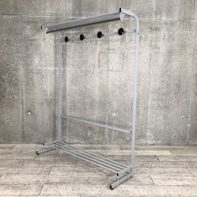 【在庫入替セール（本在庫限定価格）】【2台入荷】コートハンガーを入荷しました！
                        その他シリーズ
                                    中古
            