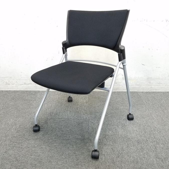 【1脚のみ】【在庫入替】定番人気アイテムロット入荷！大会議室などにどうぞ！中古　スタックチェア　ミーティング　会議
                        マノスチェア
                                    中古
            