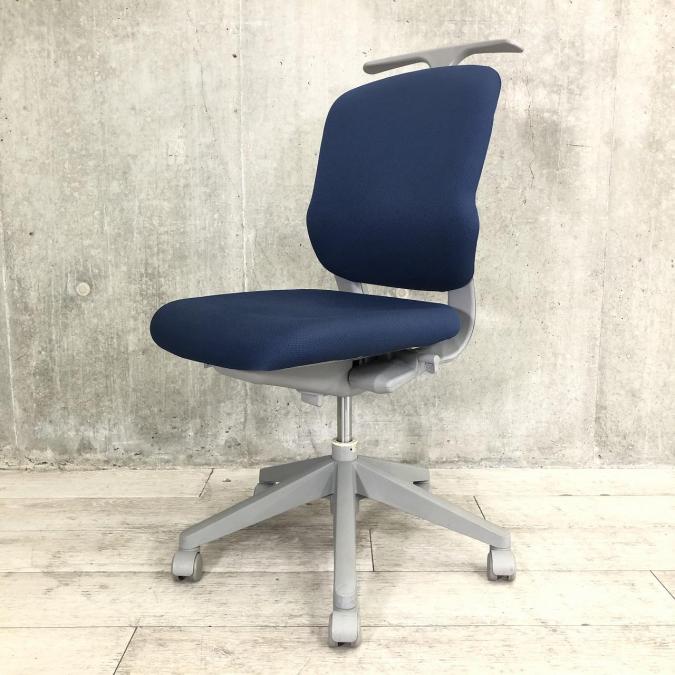 【大量入荷】定番ローコストネイビー
チェア※ハンガー付き仕様◆内田洋行（UCHIDA）CN-2チェア
                        CN-2チェア
                                    中古
            