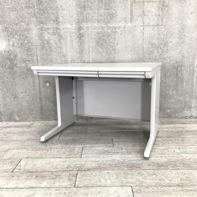 【数が揃います！！オカムラの定番デスク！】平机　幅1000㎜　ニューグレー　引き出し付き　【スペースにお困りの方、オススメです！】
                        SDシリーズ
                                    中古
            