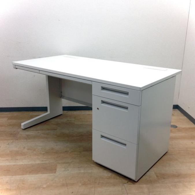 【1台限定】【在庫入替特価】【定番サイズデスク】イナバ製　デュエナ　ホワイト　新大阪店
                        デュエナ
                                    中古
            