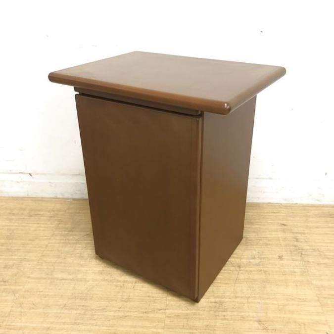 扉付き　受付台
                        その他シリーズ
                                    中古
            