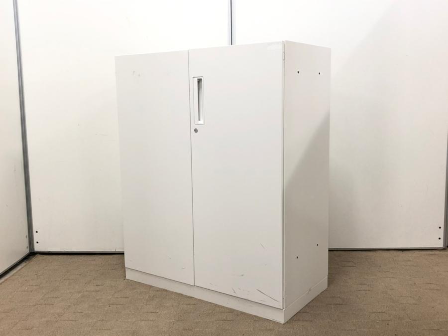 【在庫入替セール品】【3台限定の特別価格！！】鍵付き観音開きタイプのスチール製書庫！※鍵がついていない場合は1本目まで無料サービス！【J5】
■コクヨ/エディア/ホワイト
                        エディア
                                    中古
            