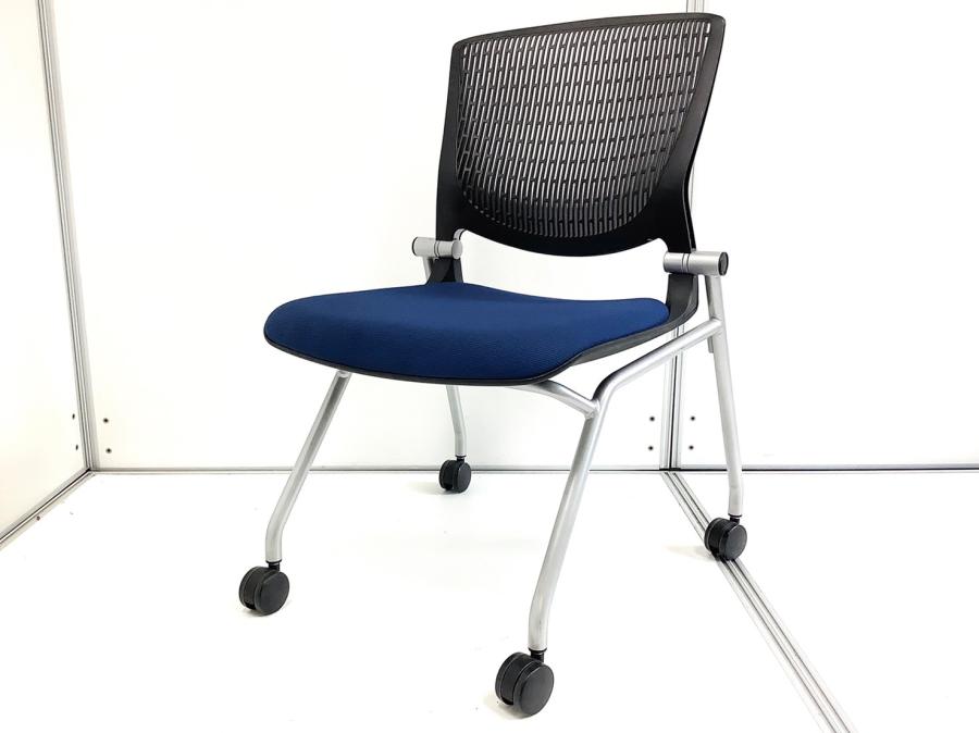 【大量32脚入荷！】オカムラ（okamura）グラータチェア　ネスティングタイプ　■色：ブルー　ブラックフレーム　平行スタック可能！【RP】
                        グラータチェア
                                    中古
            