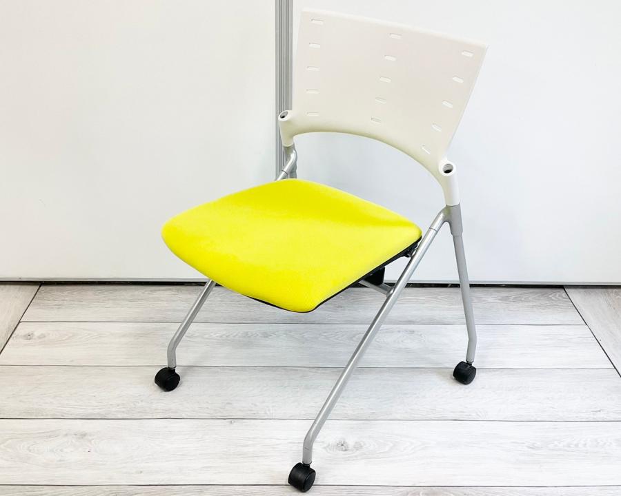 人気／定番　◆ITOKI／イトーキ　◆MANOSS／マノス ※横浜本店撮影画像※
                        マノスチェア
                                    中古
            