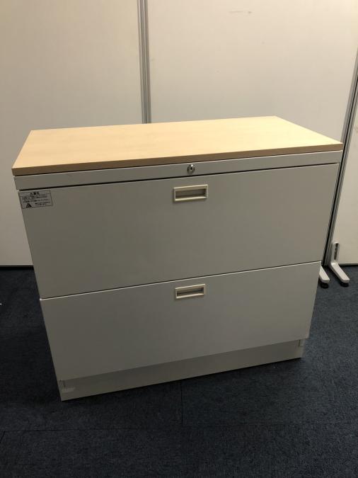 【珍しい2段キャビネットが入荷！】クロガネ　天板付き！！
                        その他シリーズ
                                    中古
            