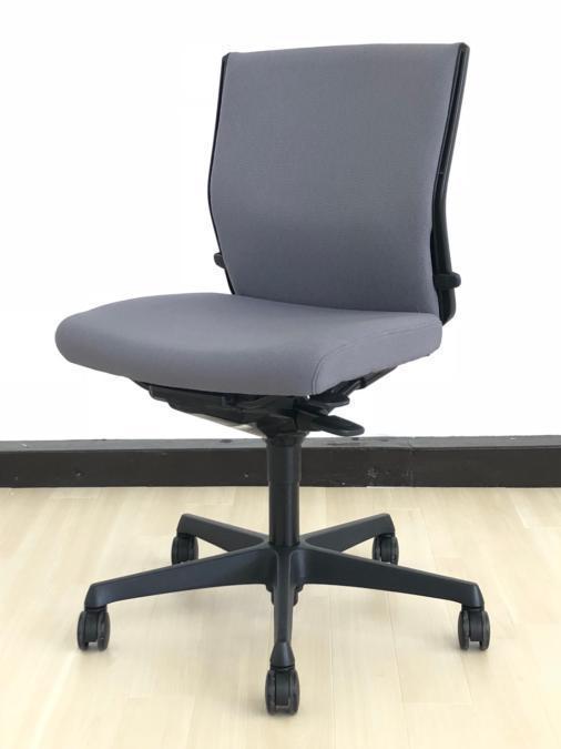 【在庫入替セール品】【法人様人気チェア！】ランバーサポート付きのグレーチェア！■オカムラ/エスクード/グレー【G2】
                        エスクード
                                    中古
            