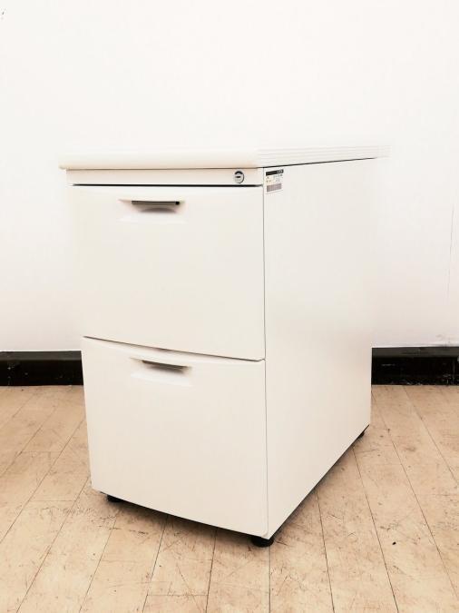 【Theオススメ】【大量在庫】イトーキ(ITOKI)/CZ　2段脇机　A4ファイル×2段収納　鍵付き
                        CZシリーズ
                                    中古
            