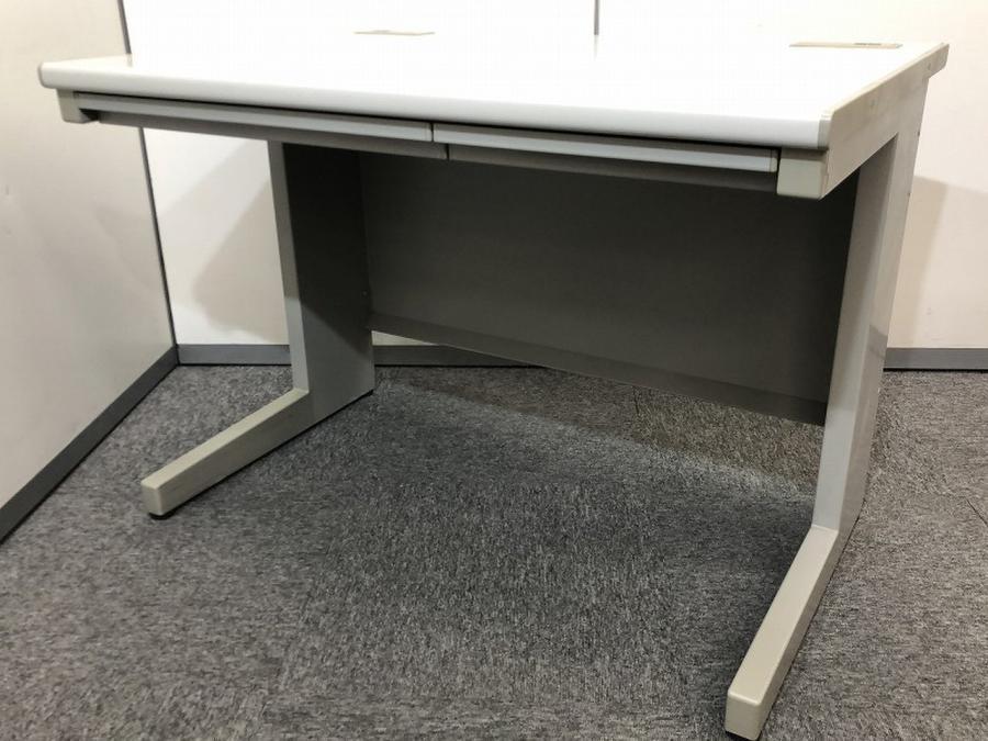 内田洋行/FEED　角ばったフォルムが特徴的！！平机　省スペース利用【在庫入替品】
                        FEED
                                    中古
            